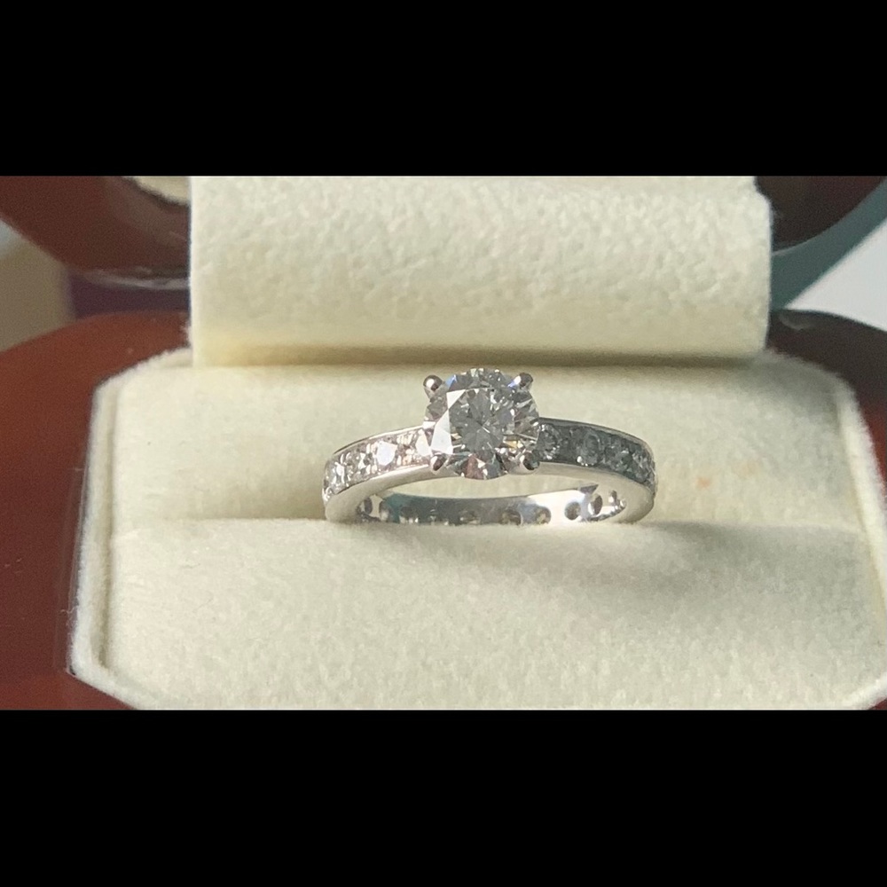 1.07 Diamond Ring